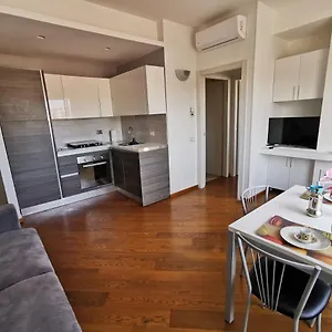 Locazione Turistica Marinella Casa vacanze