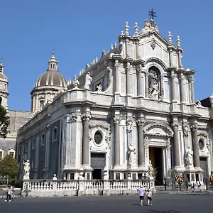 La Maddalena House Appartamento Aeroporto di Catania Fontana Rossa